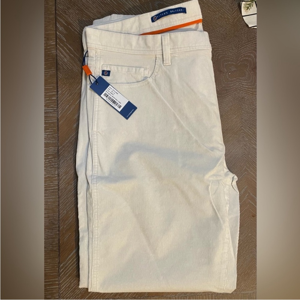 NWT Men's Stitch Golf Bedford Corduroys in the color Drift 38x32. Retail $148